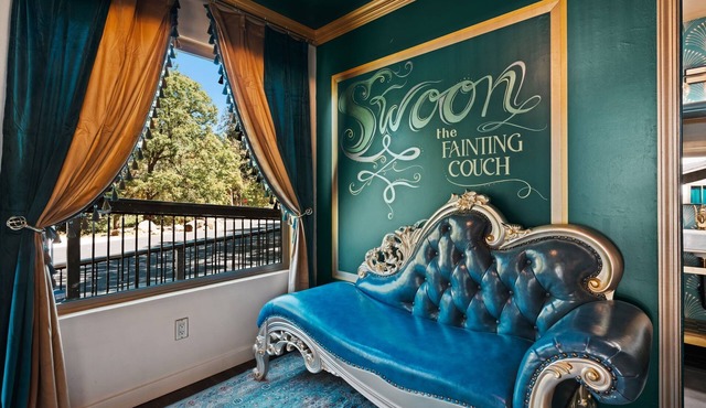 The Parlour House at the Fainting Couch