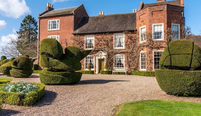 The Parsonage - Ombersley near Worcester