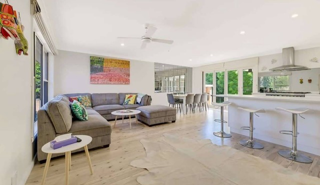 The Pasadena - Entertainer's Haven, Firepit