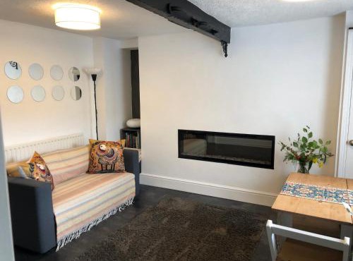 The Pathfinder's Retreat - 1 bedroom house for 2-3 guests