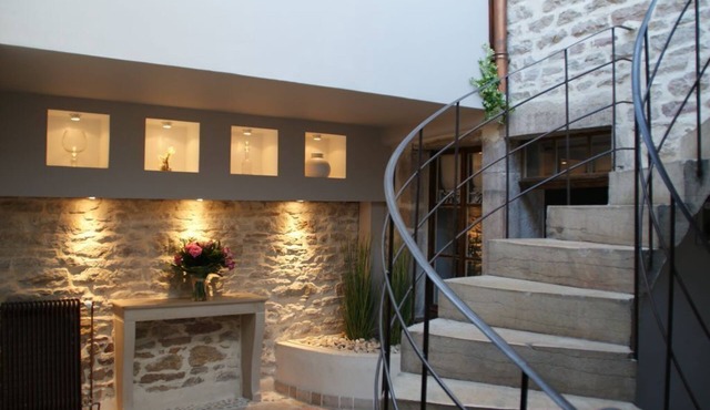 The "Patio" house downtown Beaune