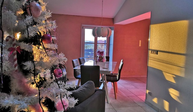 The patio of Antan, The cozy, breakfast option