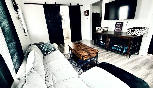 The PawPlex a Cozy 1-bedroom apartment in marvelous Mount Sterling