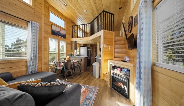 The Peaceful Pine Cabin at Rocky Rim Resort