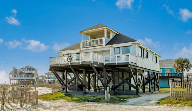 The Pearl - beachfront villa with wraparound deck, hot tub, & Gulf views