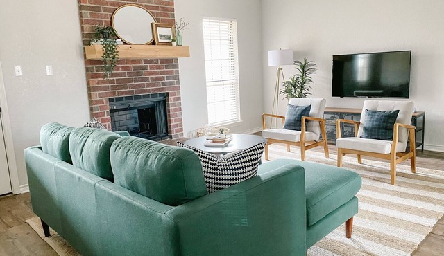 The Pearl - Fully Updated 3/2 Home Near ACU