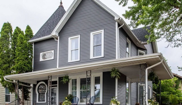 The Pearl House -- Muscatine Vacation Rental