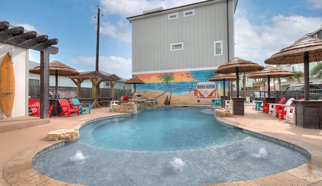 The Pearl of Port Aransas | Scenic Views of Port A | Pool