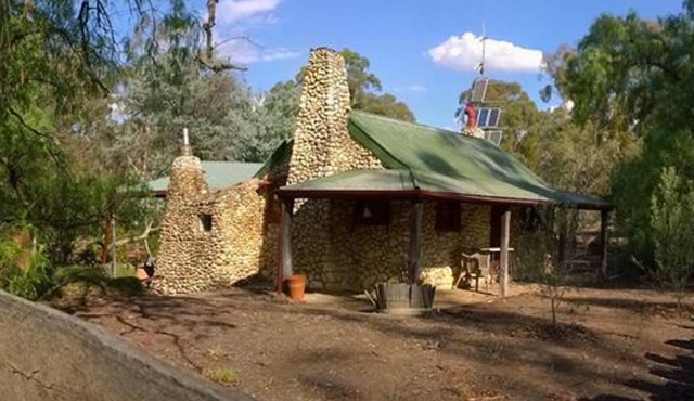 The Pebble House-Tarnagulla