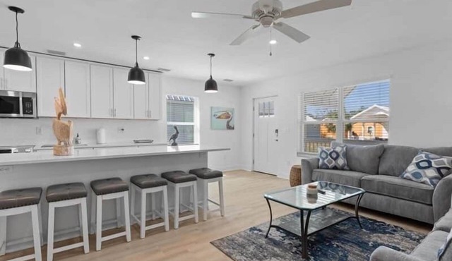 The Pelican Pad - Steinhatchee