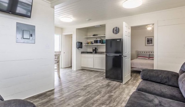 The Pelican - Pelican - Two Bedroom Cottage