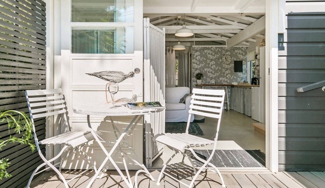 The Pelicans Nest by HolidayCo.