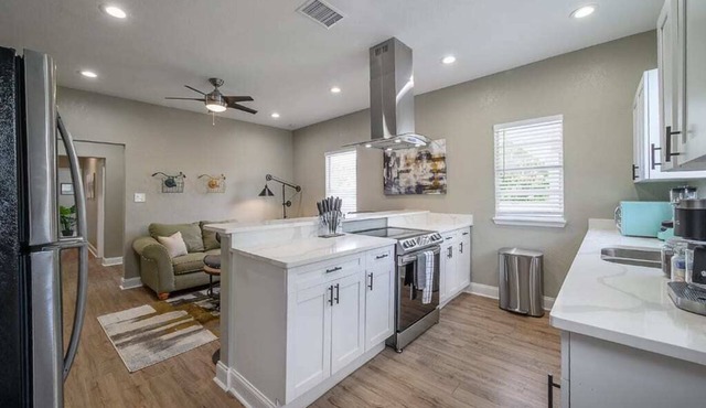 "The Penny-farthing Flat" - 2BR |Fire Pit|Grill