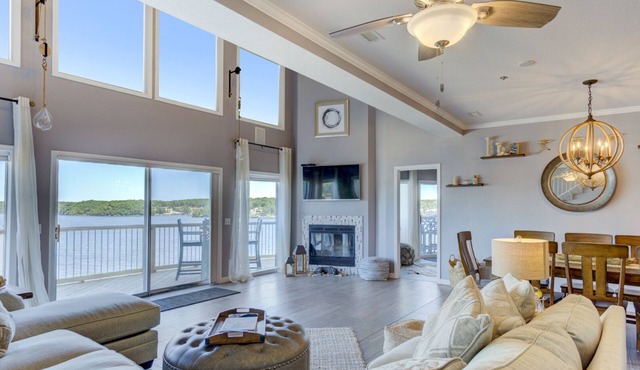 THE PENTHOUSE at Ledges Point! 6 King Bedrooms! Incredible Main Channel View!