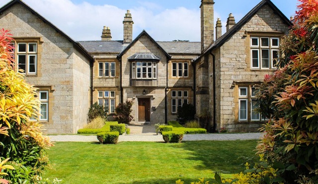 THE PENTHOUSE, family friendly, character holiday cottage in Gulval