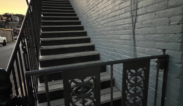 The Perch at Main Street Suites: A great way to experience downtown Van Buren!