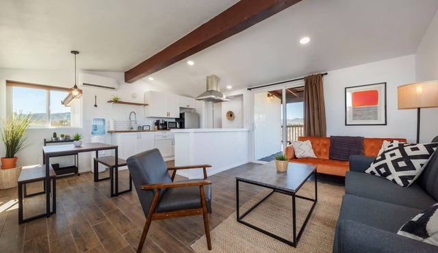 The Perch - Cozy Joshua Tree Retreat + Hot Tub