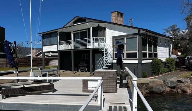 The Perch - Luxury House on the Lake