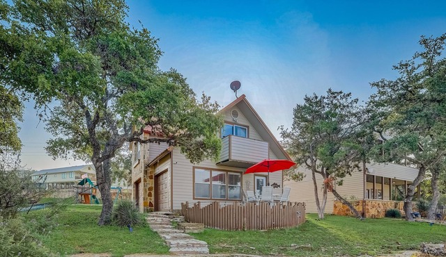 The Perch on Lake Buchanan Dam | Loft in Burnet