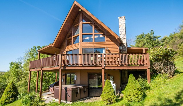 The Perch | Pet Friendly, Lake Access, Great Views!