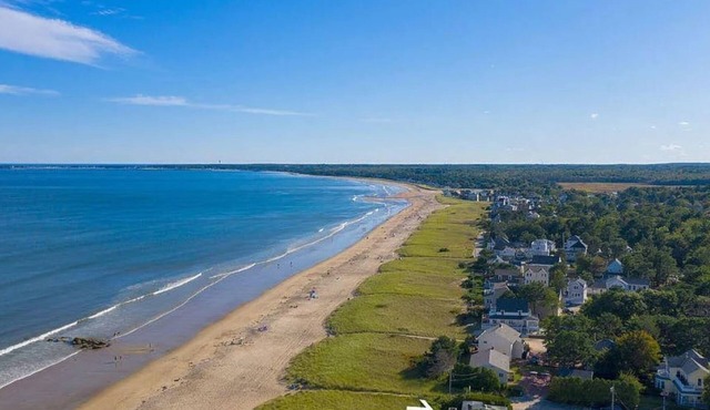The Perfect Beach Escape: Cozy 4-Bedroom Retreat