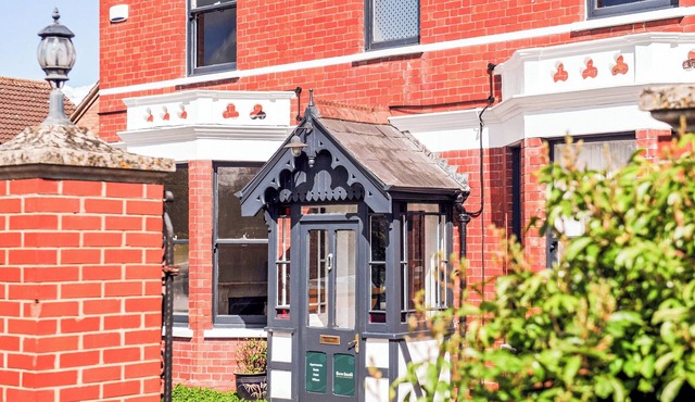 The perfect base to enjoy Cheltenham Spa and the wider Cotswold.