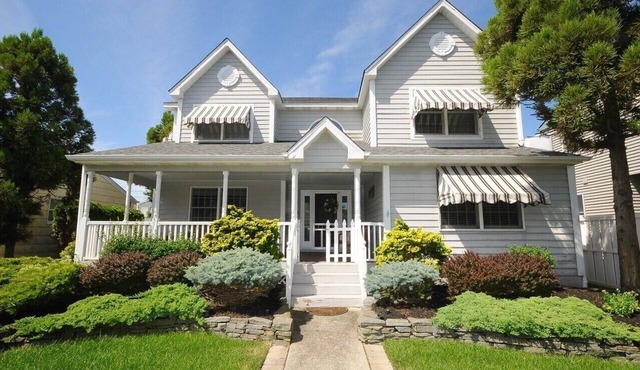 The Perfect Brigantine Location - A Zone - Enjoy our "Summer Breeze!"