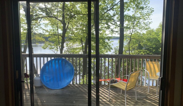 The perfect getaway in the heart of the Rideau Lakes.
