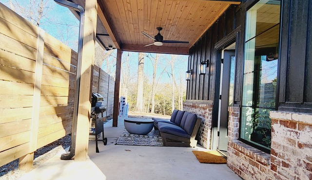 The perfect getaway on Lake Eufaula and just minutes from all things FUN!