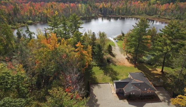 The Perfect Getaway *Sleeps 4 *Pet Friendly *Traverse City *Crystal Mountain