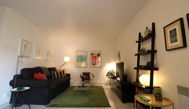 The perfect holiday apartment with balcony and AC, near the Port!