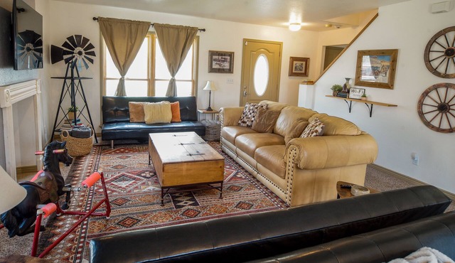 THE PERFECT HOUSE FOR YOUR WESTERN COLORADO TRIP