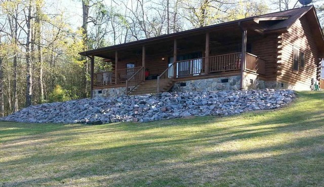 The Perfect Lakefront Get-Away