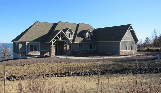 The Perfect Location for your North Shore Experience