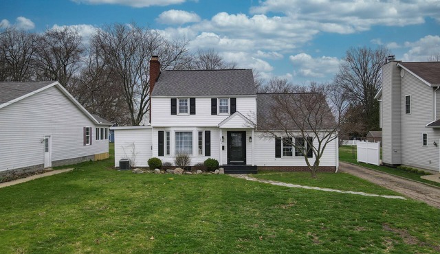 The Perfect Pass: HOF Village Escape