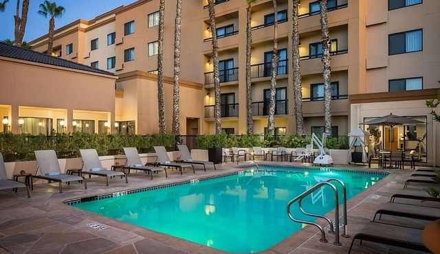 The Perfect Property! Pet Friendly and Close to Beach and Attractions!