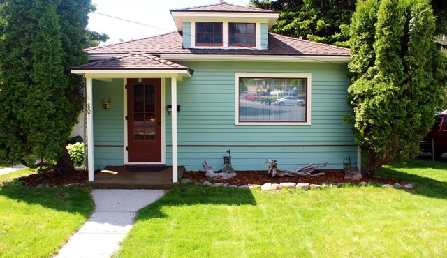 The Perfect University Vacation Home Dog Friendly