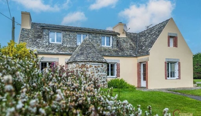 The Petite Lande house in Saint Jean du Doigt
