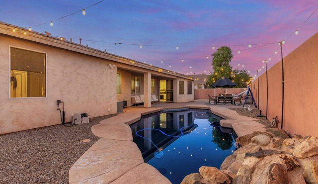 The Phoenix Family Oasis 5 Bedroom+Family+ Pool