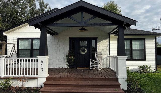 The Piano House, 613 S. Charles St, Bellville, Tx 77418