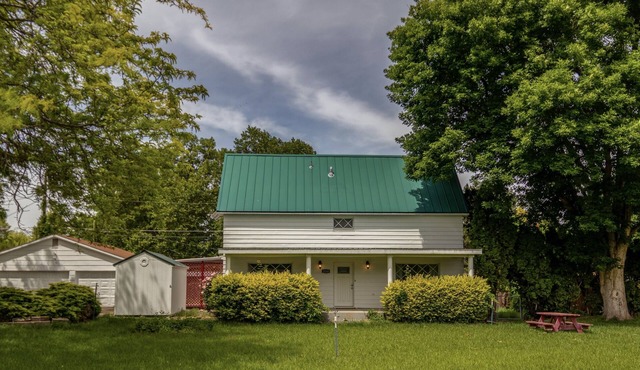 The Piano House - Historic 4 bedroom home in Caldwell