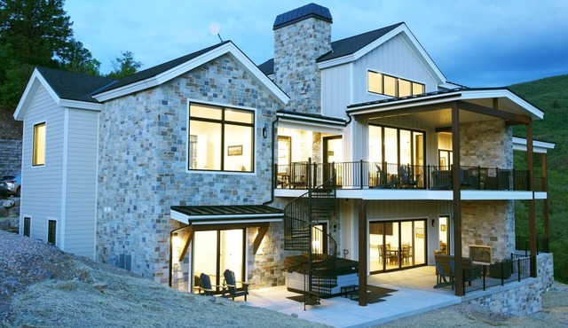 The Pickleball Gathering Place | 10 Bed, 9 Bath