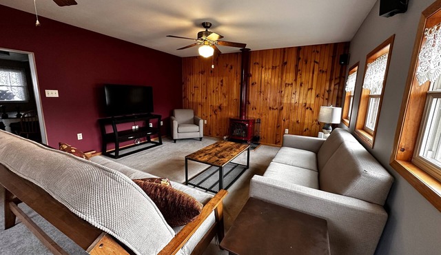 The Pier Cottage located in River of Lakes