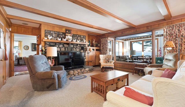 The Pilot & Plover Lakeside Retreat