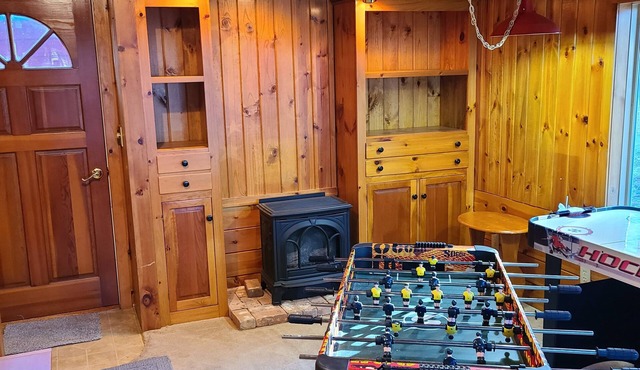The Pine House is a 2-bedroom house in Waupaca that is Family & Pet friendly.