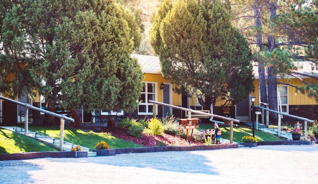 The Pines Country Inn