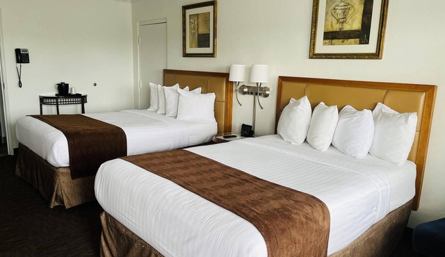 The Pines Country Inn
