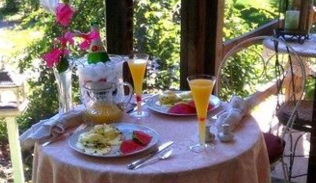 The Pines of Dresden B&B