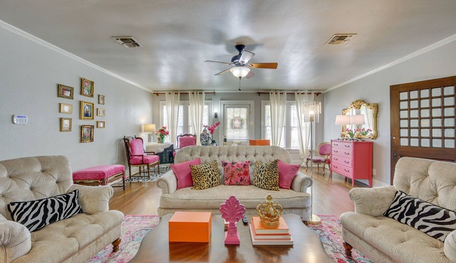'The Pink Azalea' - Tyler Home w/Yard + Patio!