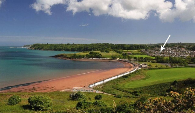 The Pink Beach Bungalow